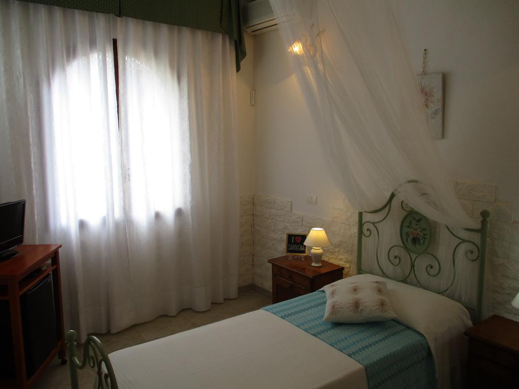 Villa Margherita Suite & Charme Pula Buitenkant foto