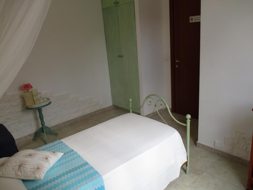 Villa Margherita Suite & Charme Pula Buitenkant foto